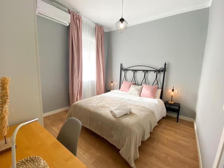 Ferienwohnung Bright Flat Rosaleda Málaga Exterior foto