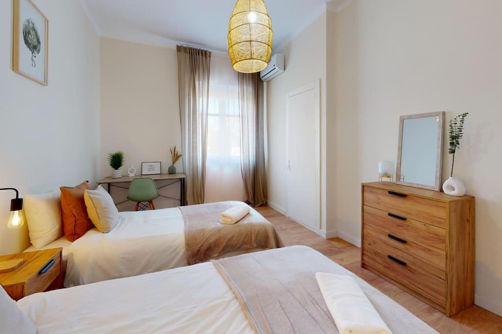 Ferienwohnung Bright Flat Rosaleda Málaga Exterior foto